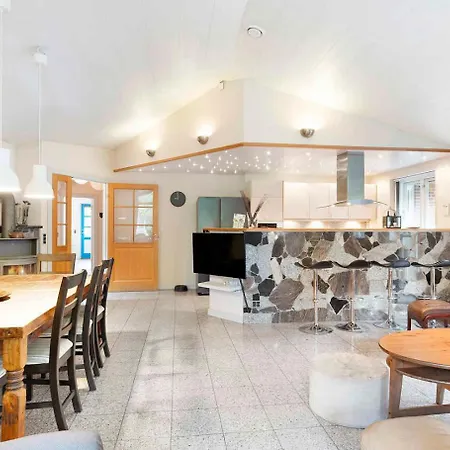 بيت للعطل Large In Peaceful Beautiful Nature