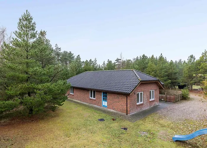 Vakantiehuis Large In Peaceful Beautiful Nature Molby