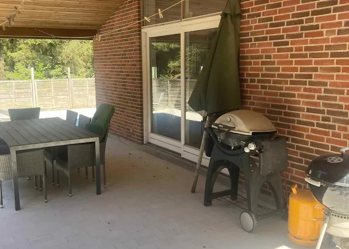 Vakantiehuis Large In Peaceful Beautiful Nature